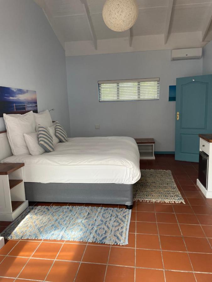 Bluesky Arniston Guest House Exterior foto